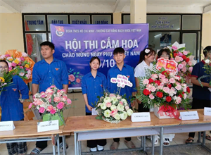 HỘI THI CẮM HOA CHÀO MỪNG NGÀY PHỤ NỮ VIỆT NAM 20/10