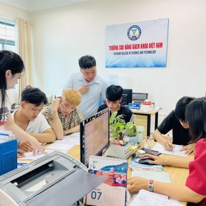 TRƯỜNG CAO ĐẲNG BÁCH KHOA VIỆT NAM TUYỂN DỤNG CÁN BỘ PHÒNG ĐÀO TẠO KIÊM GIẢNG VIÊN CƠ HỮU 